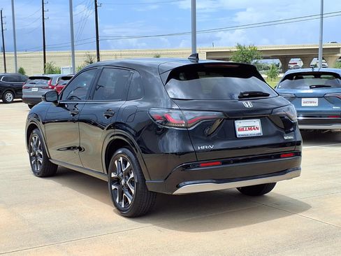 Used 2026 Honda HR-V EX-L image 2