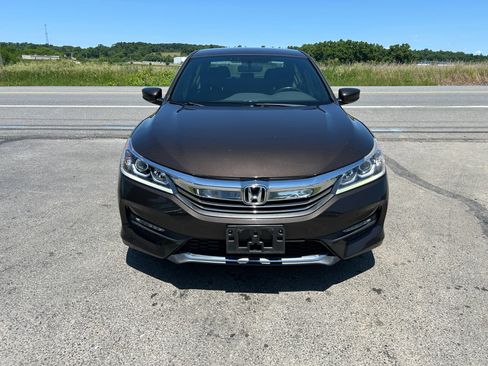 Used 2016 Honda Accord Sport image 5