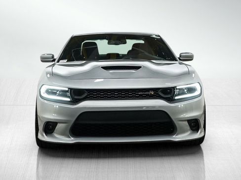 Used 2019 Dodge Charger Scat Pack RWD image 9