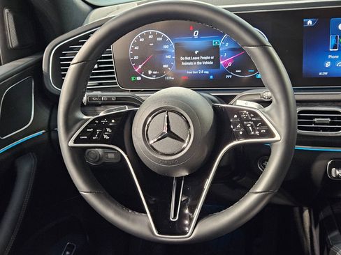 Used 2025 Mercedes-Benz GLE 450 4MATIC image 27