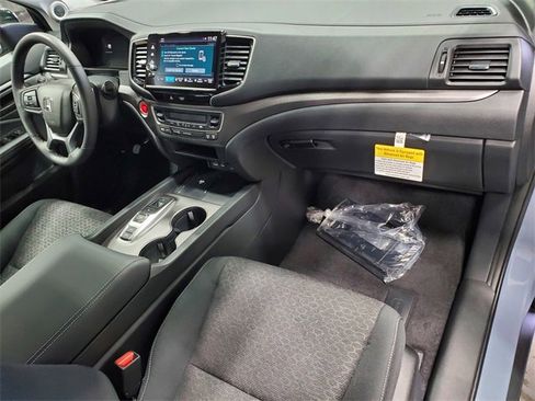New 2025 Honda Ridgeline Sport image 16