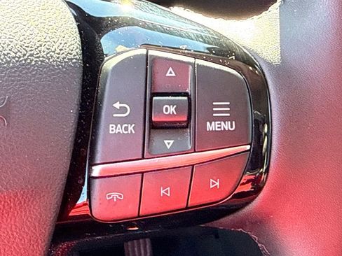 Certified 2025 Ford Escape Platinum w/ Class II Trailer Tow Package image 26