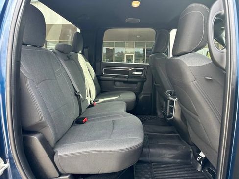Used 2024 RAM 2500 Big Horn w/ Night Edition AWD/4WD image 41