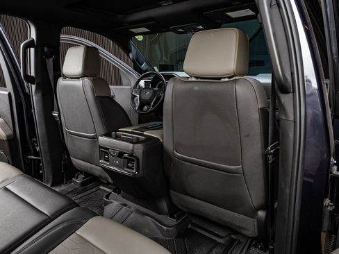 Used 2022 Chevrolet Silverado 1500 ZR2 w/ Technology Package image 32