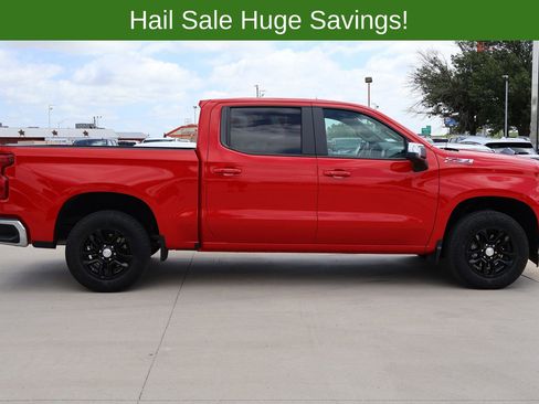 Used 2023 Chevrolet Silverado 1500 LT AWD/4WD image 6