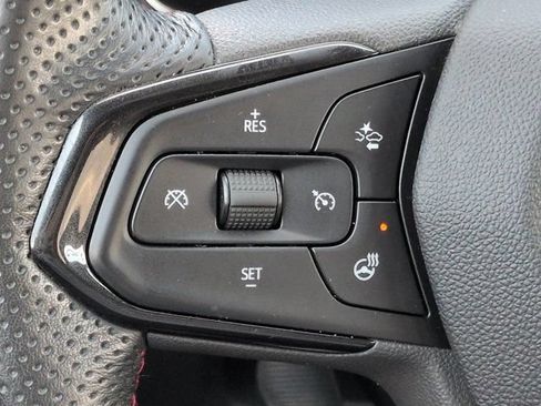 Used 2022 Chevrolet TrailBlazer RS w/ Technology Package FWD image 24