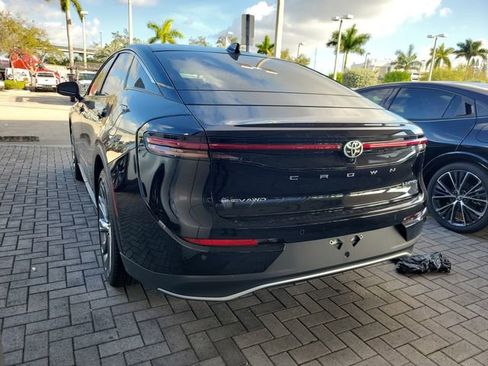 New 2026 Toyota Crown Limited w/ Advanced Technology Package image 3