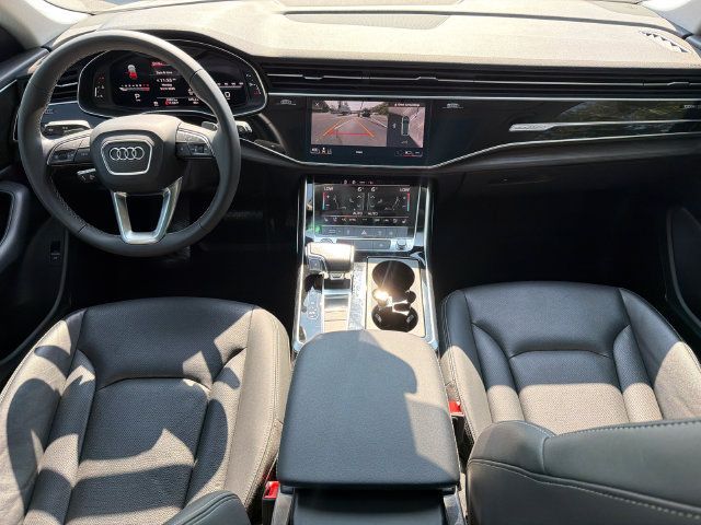 Used 2022 Audi Q8 Premium Plus AWD/4WD image 24
