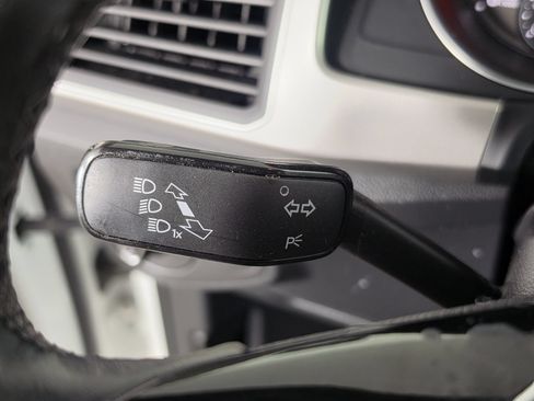 Used 2019 Volkswagen Atlas SE FWD image 21