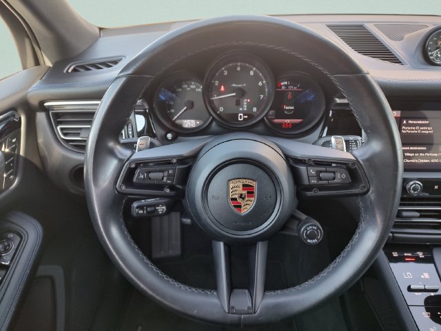 Used 2023 Porsche Macan Turbo AWD/4WD image 11