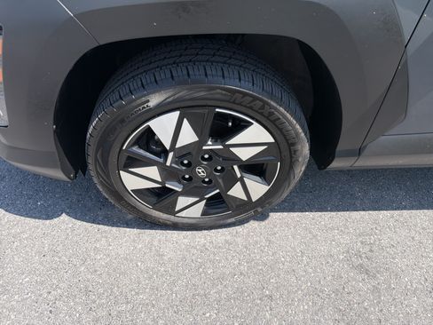 Used 2025 Hyundai Kona SEL AWD/4WD image 11