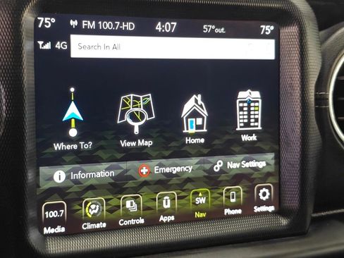 Used 2022 Jeep Gladiator Overland w/ Popular Equipment Package AWD/4WD image 33