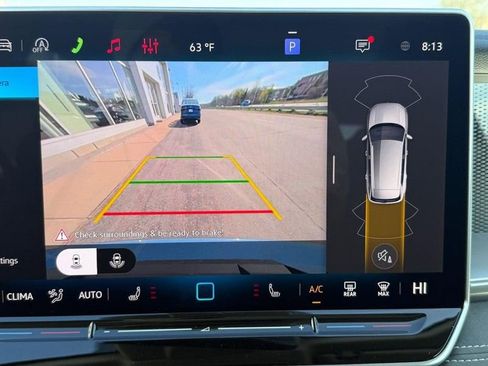 New 2026 Volkswagen Tiguan SE AWD/4WD image 11
