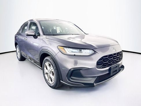 Used 2023 Honda HR-V LX image 3