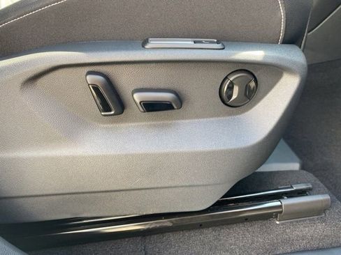 New 2026 Volkswagen Atlas Cross Sport SEL Premium R-Line image 54