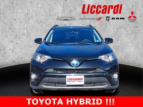 Used 2018 Toyota RAV4 XLE w/ Convenience Package image 2