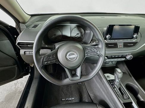 Used 2024 Nissan Altima 2.5 S image 15