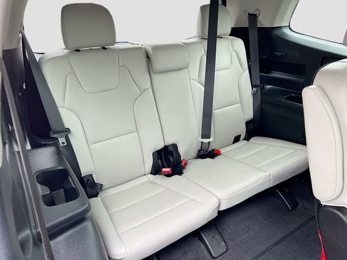 Used 2023 Kia Telluride S w/ S Sunroof Package AWD/4WD image 29