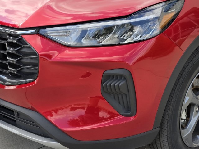 Used 2025 Ford Escape ST-Line AWD/4WD image 10
