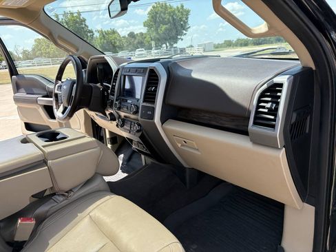 Used 2020 Ford F150 Lariat AWD/4WD image 14