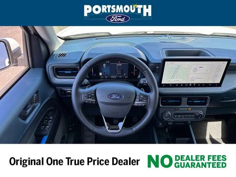 New 2025 Ford Maverick Lobo image 7