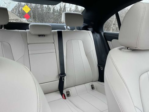 Used 2025 Mercedes-Benz CLA 250 4MATIC image 30