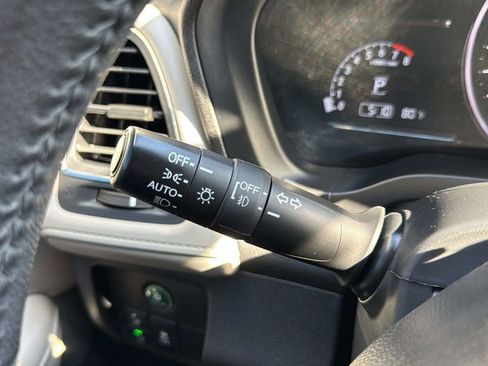 Used 2022 Honda HR-V EX-L image 28