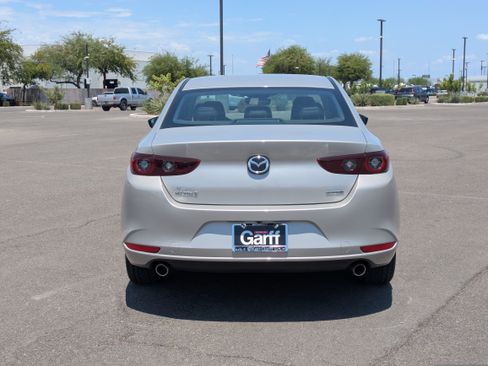 Used 2024 MAZDA MAZDA3 s FWD image 4