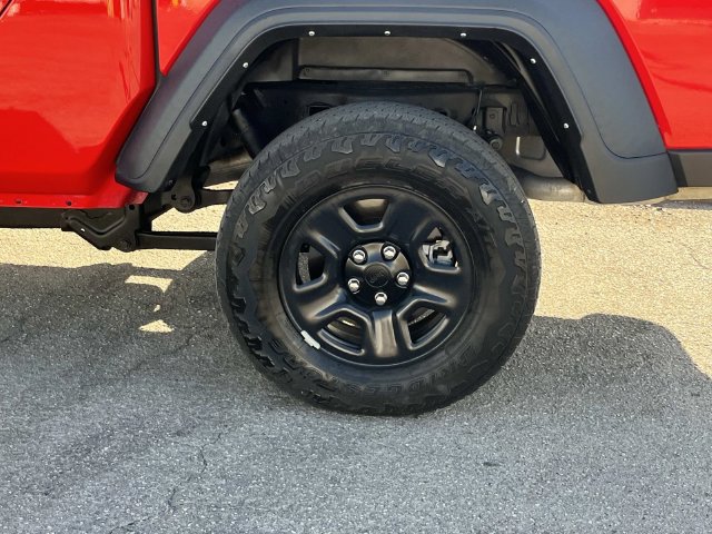 Used 2024 Jeep Gladiator Sport AWD/4WD image 14