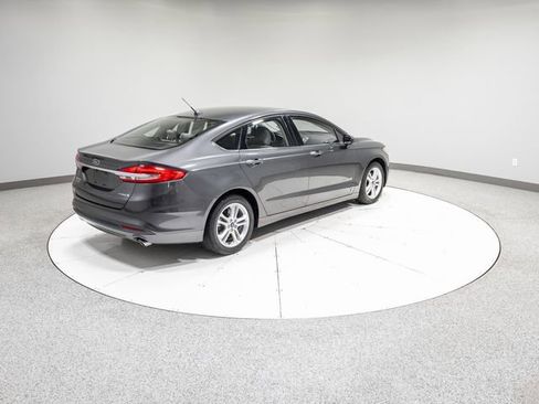 Used 2018 Ford Fusion S FWD image 29