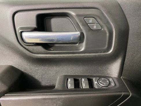 Certified 2022 Chevrolet Silverado 1500 Custom image 13