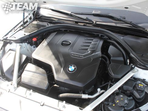 Used 2021 BMW 430i Convertible image 32
