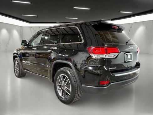 Used 2020 Jeep Grand Cherokee Limited w/ Luxury Group II image 3