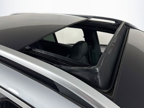 Used 2023 Mercedes-Benz GLE 350 image 21