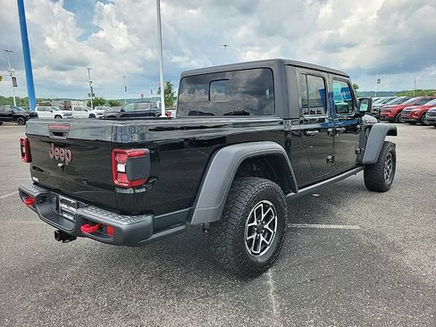 Used 2024 Jeep Gladiator Rubicon w/ Convenience Group AWD/4WD image 7