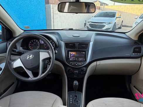 Used 2016 Hyundai Accent SE FWD image 12