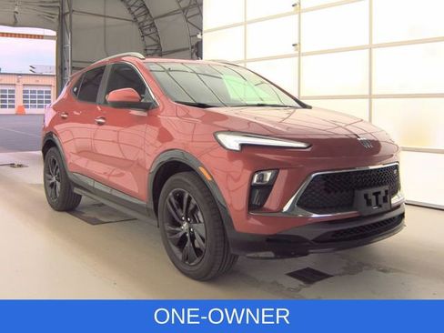 Used 2024 Buick Encore GX Sport Touring image 4