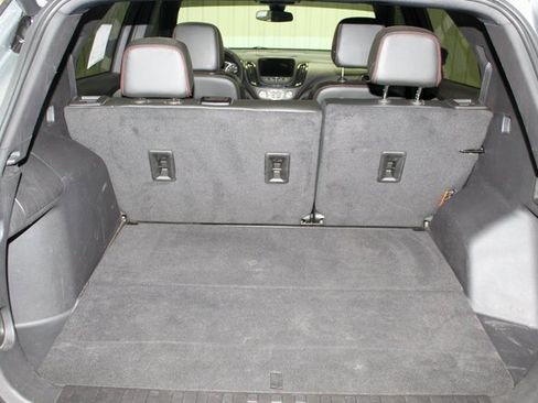 Used 2024 Chevrolet Equinox RS w/ RS Leather Package image 7