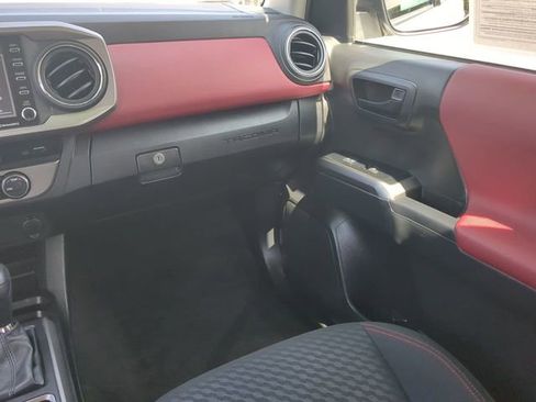 Certified 2023 Toyota Tacoma SR5 w/ Technology Package image 17