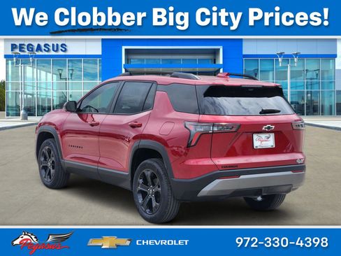 New 2026 Chevrolet Equinox LT w/ Convenience Package II FWD image 4