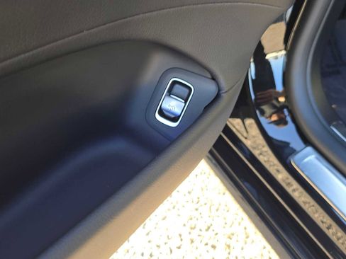 Used 2024 Mercedes-Benz S 580 4MATIC Sedan image 24