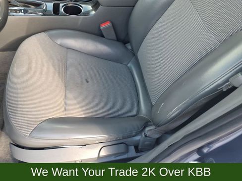 Used 2014 Chevrolet Malibu LT image 9