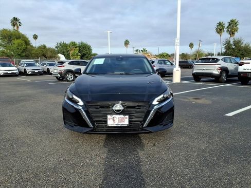 Used 2025 Nissan Altima 2.5 S image 8