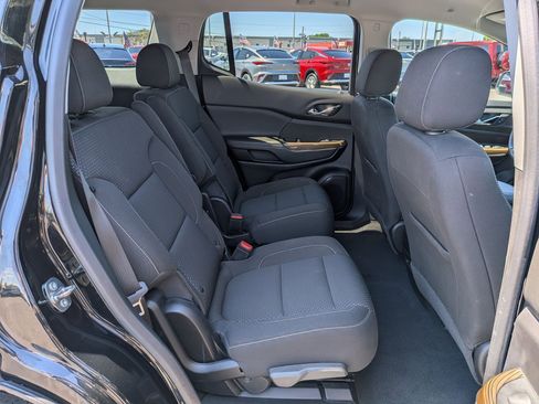 Certified 2023 GMC Acadia SLE FWD image 26