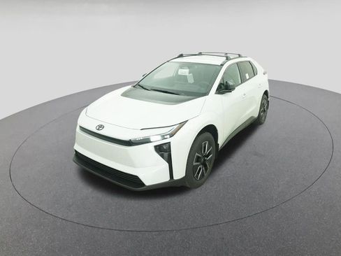 New 2026 Toyota bZ XLE Plus image 16