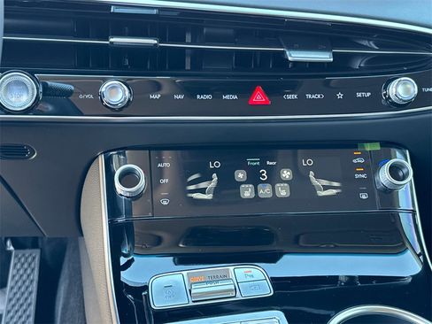 New 2026 Genesis GV70 2.5T image 31