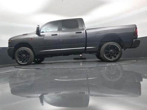 New 2026 RAM 2500 Big Horn AWD/4WD image 40