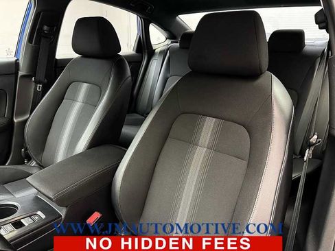 Used 2022 Honda Civic Sport image 13
