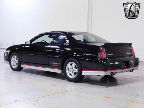 Used 2002 Chevrolet Monte Carlo SS w/ Pace Car Replica Pkg image 3