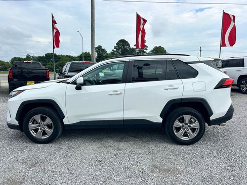 Used 2022 Toyota RAV4 XLE FWD image 18